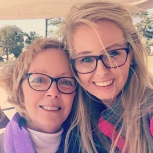 Meet your Posher, Noelle